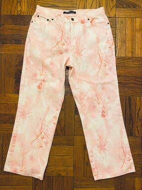 Women’s Pink Floral Jeans by Bill Blass